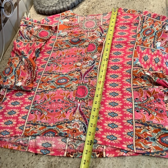 Pullover Pink Patterned Top with Wide Sleeves Size Large Boho Lightweight - Picture 7 of 9